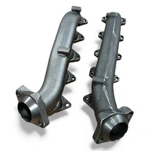 Load image into Gallery viewer, Ford 6.8L V10 Exhaust Manifold Driver &amp; Passenger Side Set Pair Exceeds OEM